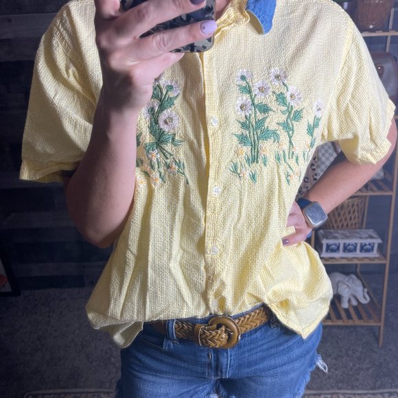 Vintage Tops - VTG Victoria Jones Yellow Gingham Floral ButtonTop